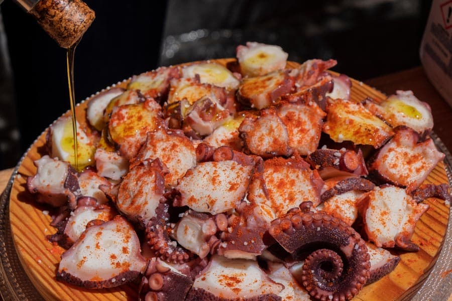 Pulpo á feira en Narón